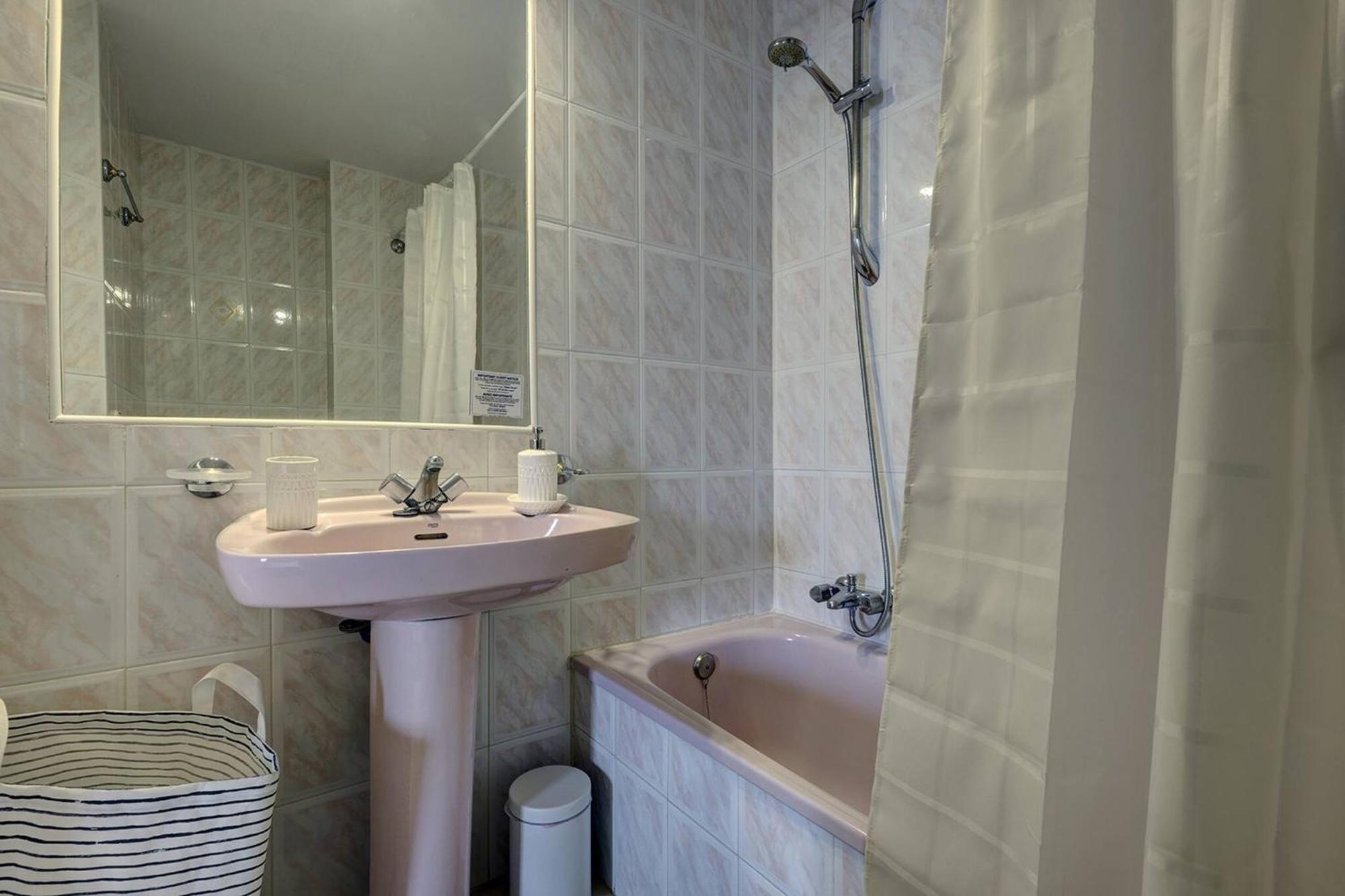 053 - Two Bed Mijas Golf Apartment In Popular Matchroom Golf Club Fuengirola Ngoại thất bức ảnh
